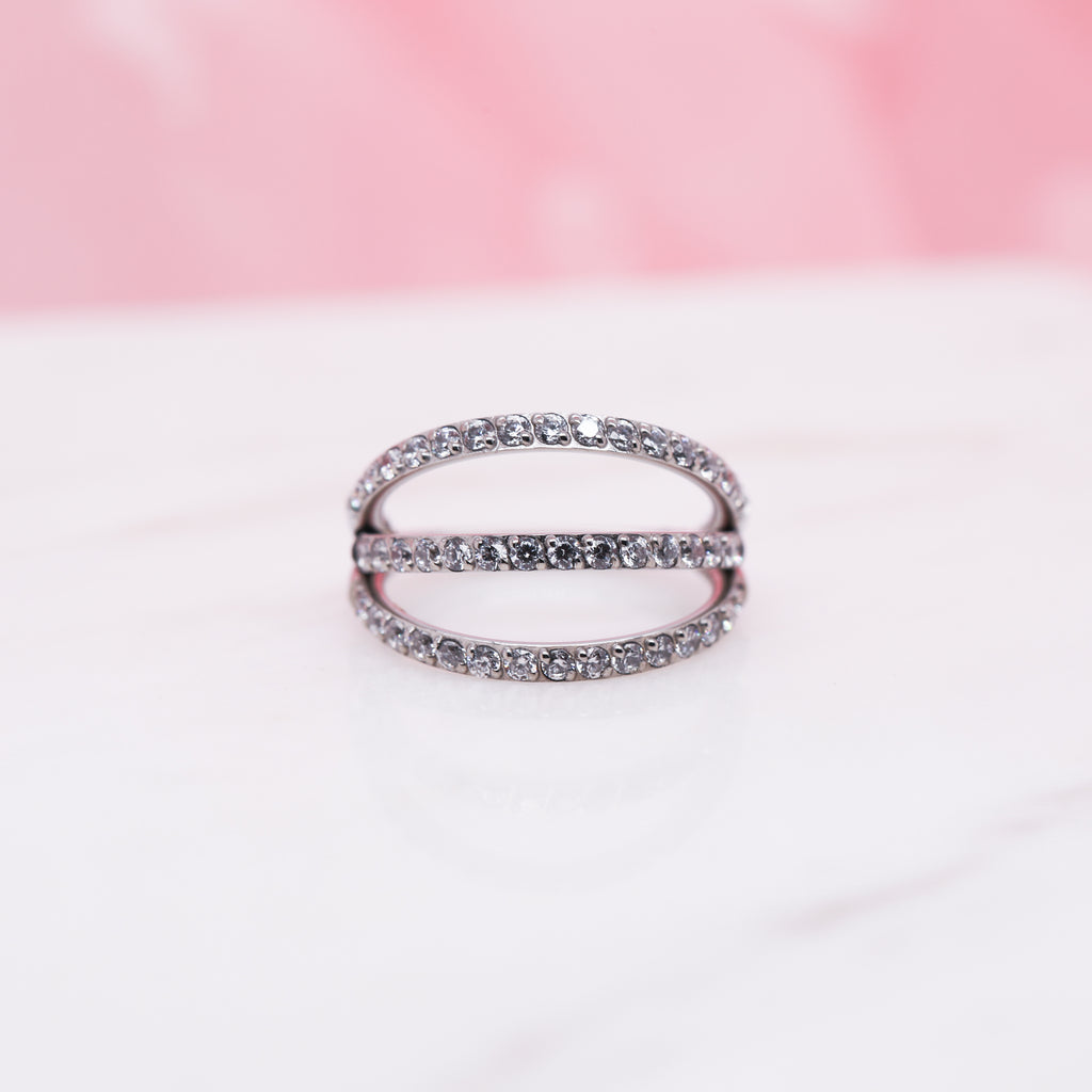 Trio Hinged Seam Ring