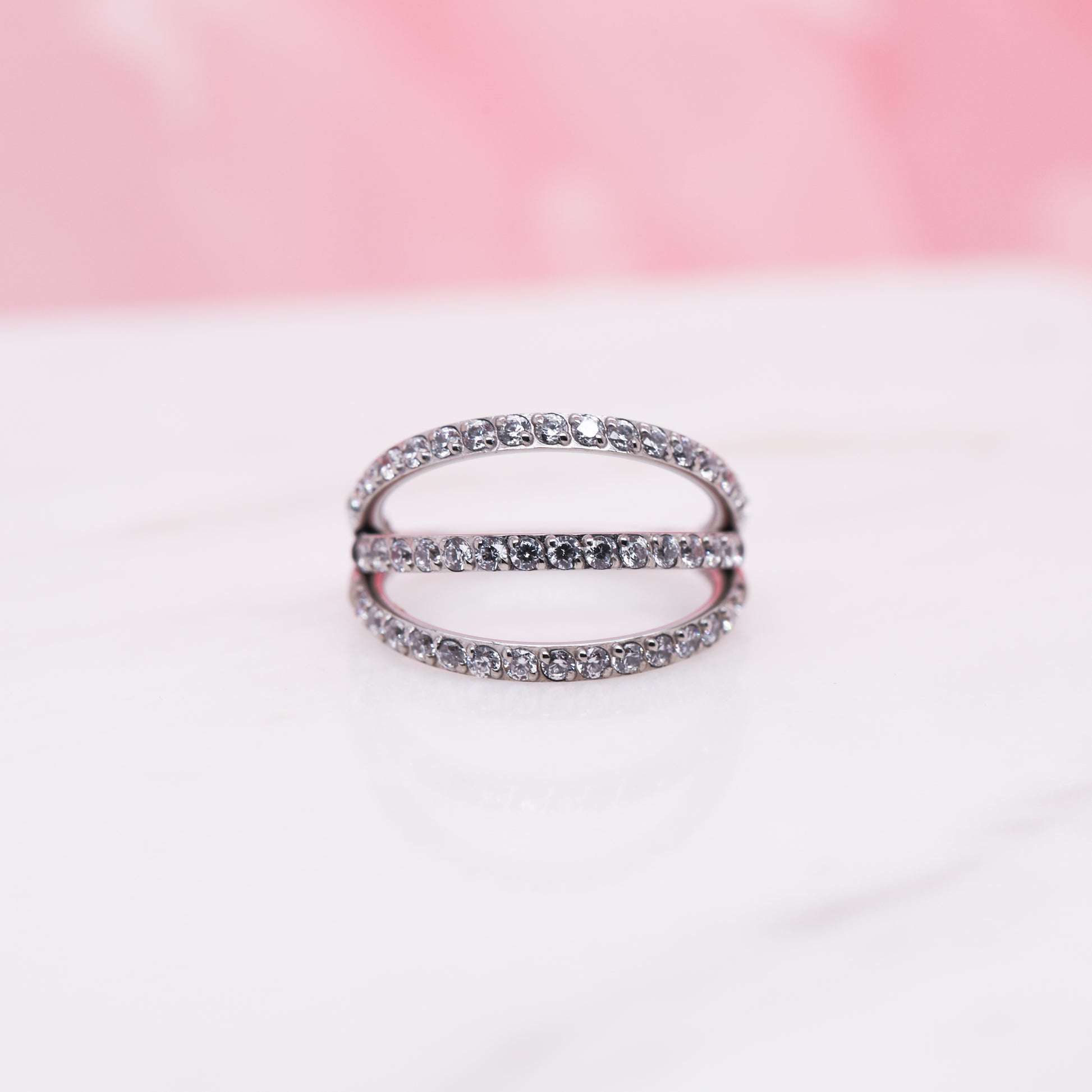 Trio Hinged Seam Ring