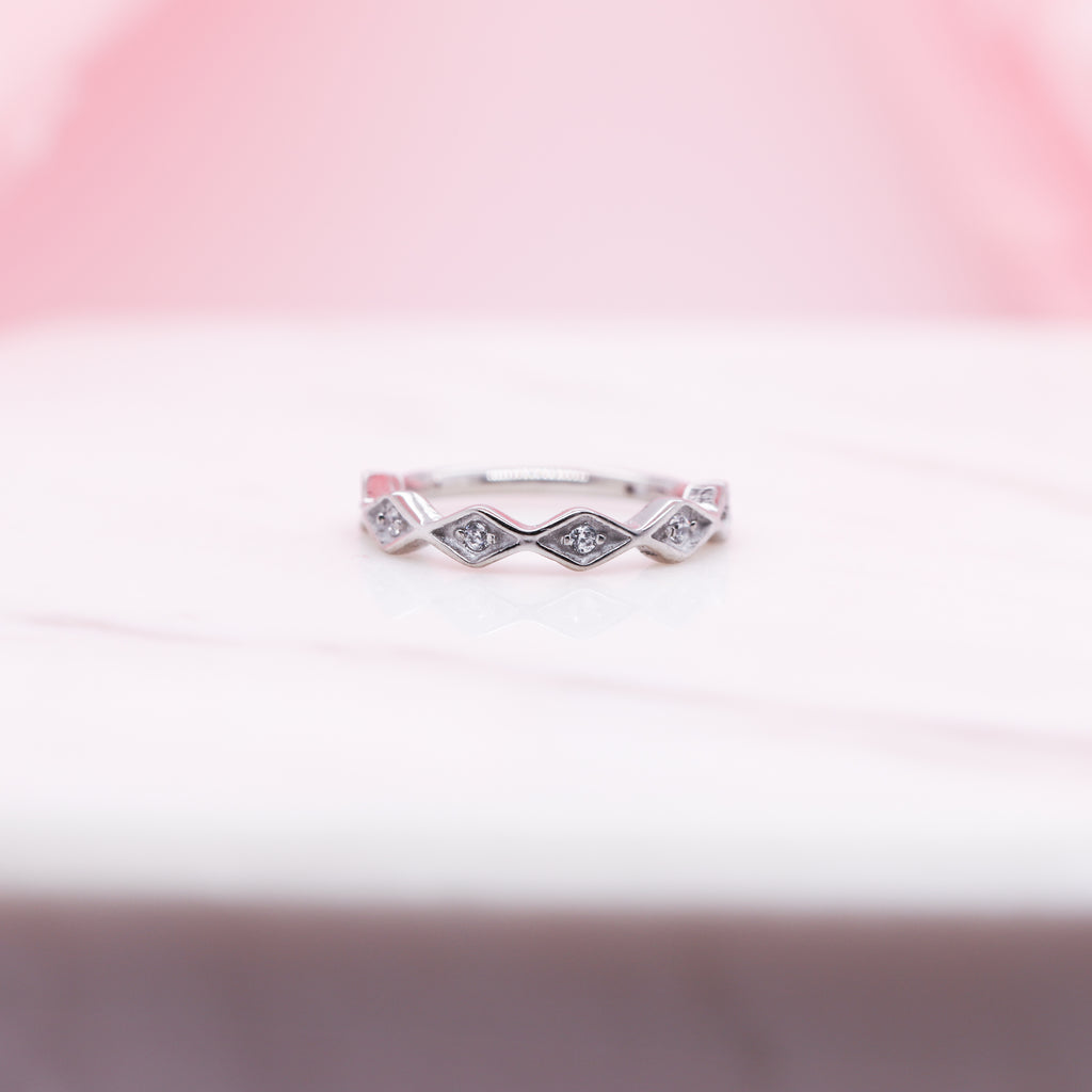 Diamond Gem Hinged Seam Ring