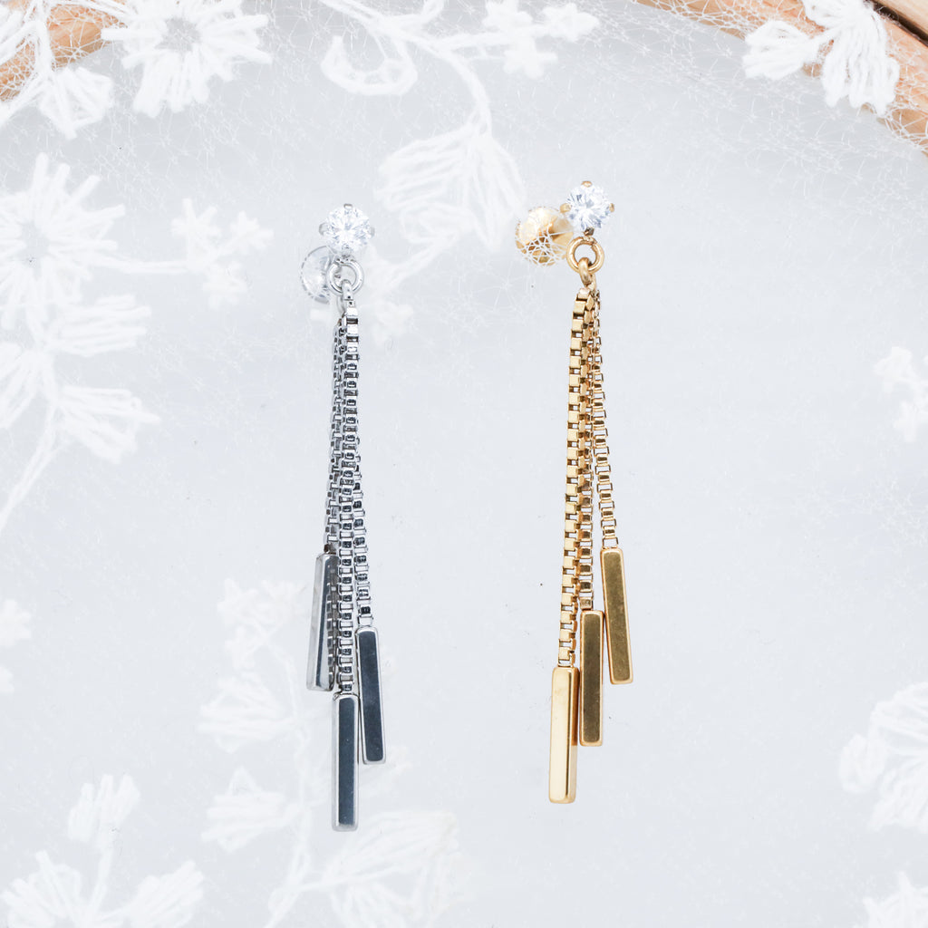 Dangle Gem Triple Chain Labret