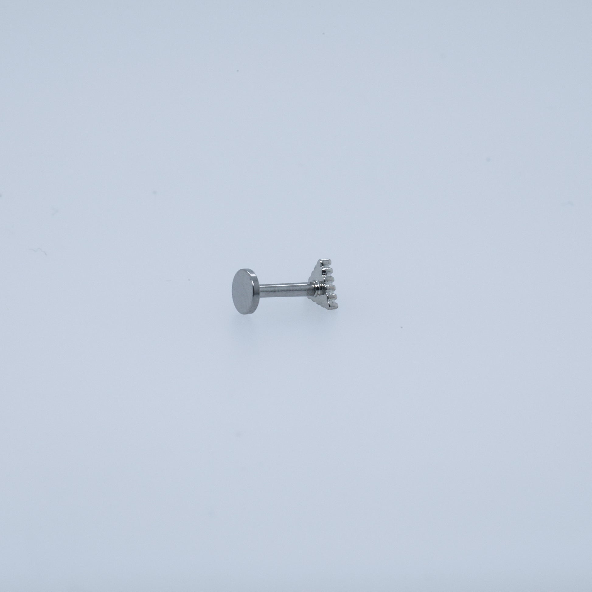 Beaded Outline Triangle labret