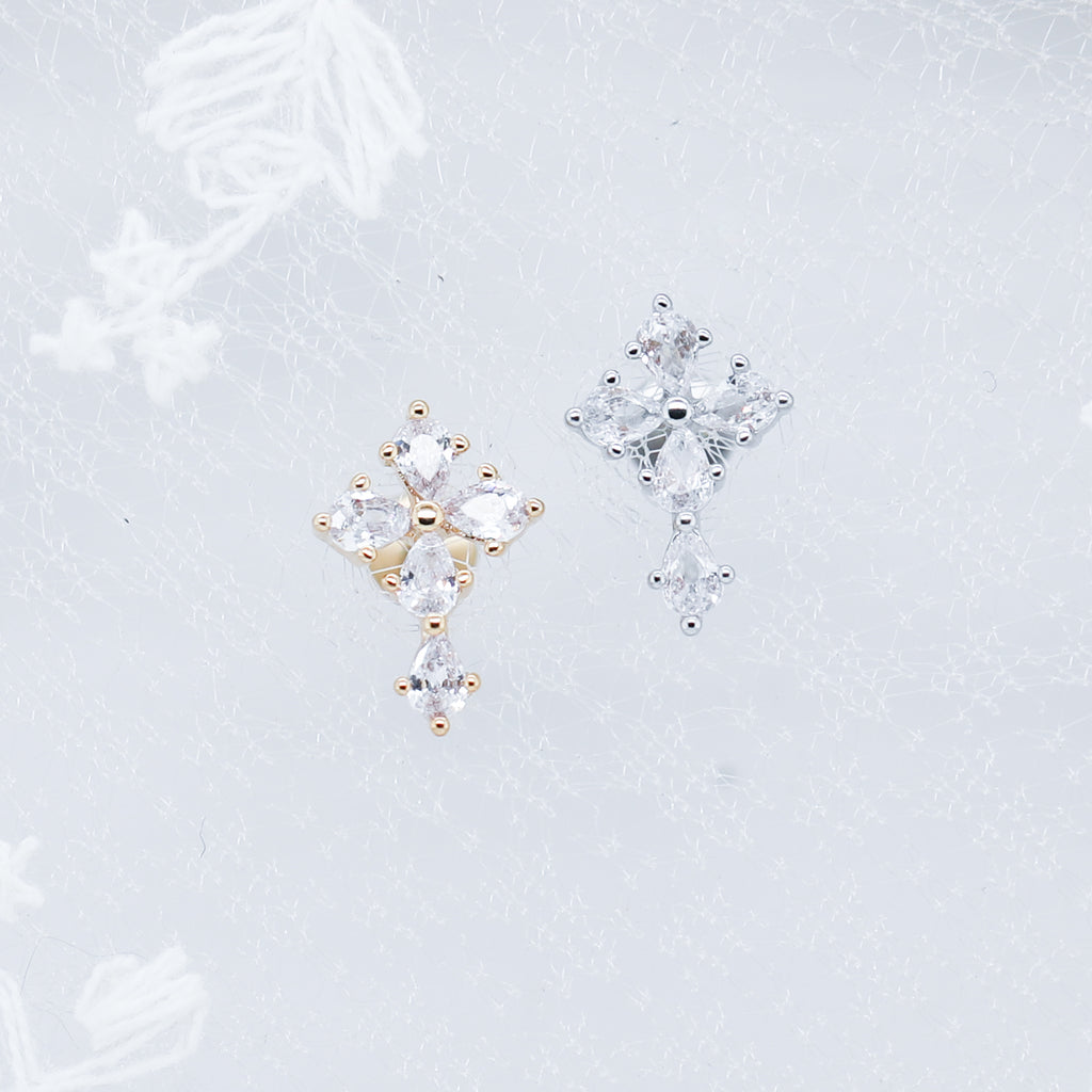 Threadless Gem Cross Labret