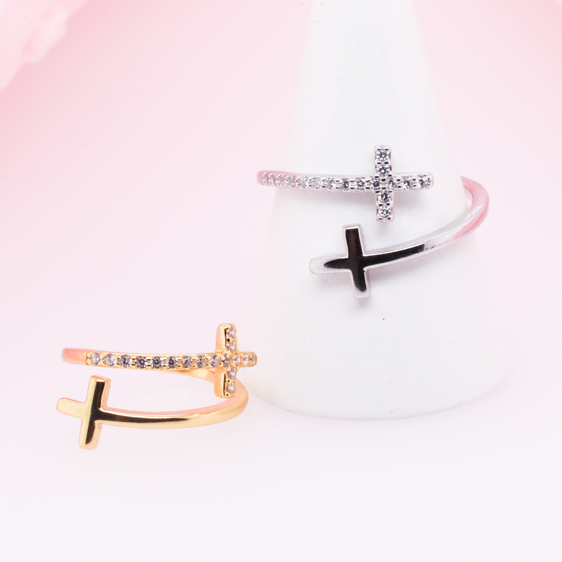 Double Cross Ring